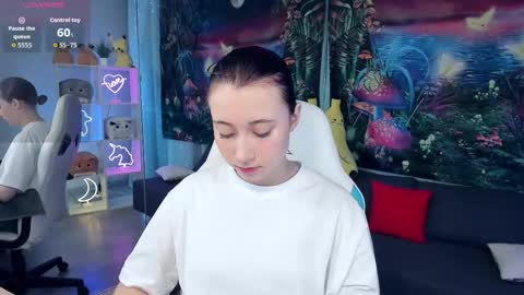 clarabenson online show from September 15, 6:41 pm