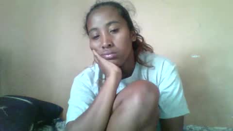 Clarah0123 online show from September 16, 7:53 am