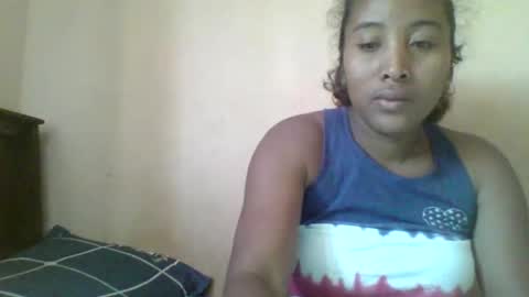 Clarah0123 online show from September 29, 8:30 am