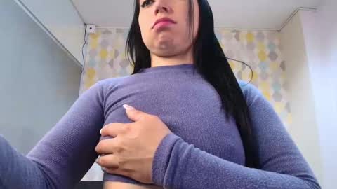 CLARISE ALLEN online show from September 12, 11:54 am