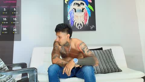 Snapshot of clark__ken chatting on January 13, 9:42 pm Juanpaindependent model online show from January 13, 9:42 pm