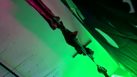 clarkshammer95 online show from October 27, 4:16 am