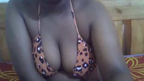 classy_zoey online show from October 25, 1:40 pm