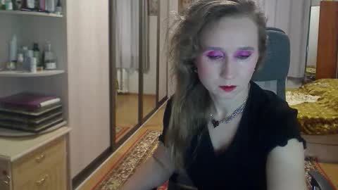 classyinna online show from September 9, 8:25 am