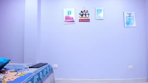 Snapshot of clayr_rosse chatting on January 8, 3:51 am Clayr online show from January 8, 3:51 am