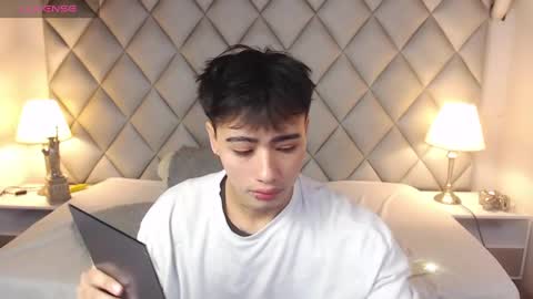 clement_reyes online show from September 18, 12:29 pm