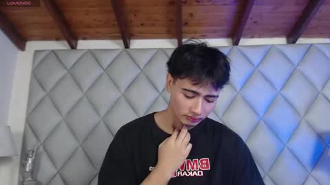 clement_reyes online show from November 2, 1:13 pm