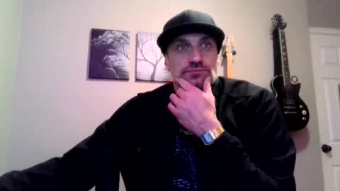 Snapshot of clintwood12 chatting on February 26, 5:53 am chad online show from February 26, 5:53 am