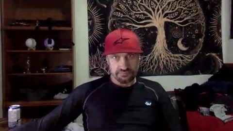 Snapshot of clintwood12 chatting on October 24, 2:08 am chad online show from October 24, 2:08 am