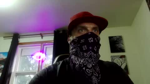 Snapshot of clintwood12 chatting on November 3, 10:10 pm chad online show from November 3, 10:10 pm