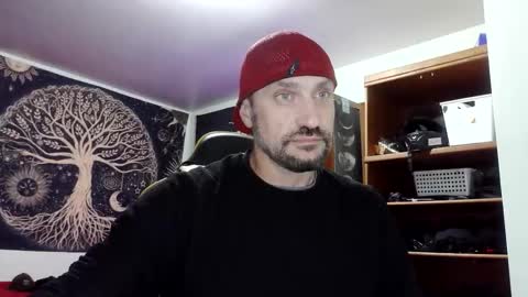 Snapshot of clintwood12 chatting on November 20, 12:22 am chad online show from November 20, 12:22 am