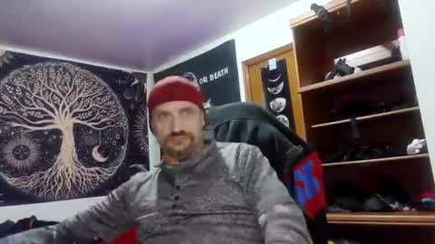 Snapshot of clintwood12 chatting on November 29, 1:30 am chad online show from November 29, 1:30 am