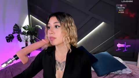 cloe_palmeer online show from February 18, 9:09 pm