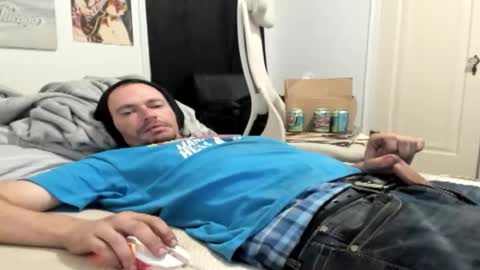 cloudyystarr666 online show from November 13, 8:57 am