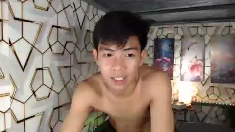 clyde_twinkx online show from October 4, 10:08 pm