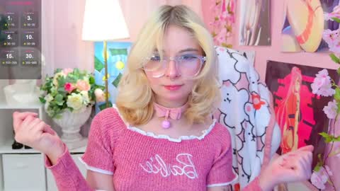 Snapshot of coconut_mia chatting on January 21, 9:04 pm Mia online show from January 21, 9:04 pm