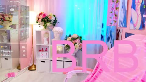 Snapshot of coconut_mia chatting on February 21, 2:28 am Mia online show from February 21, 2:28 am