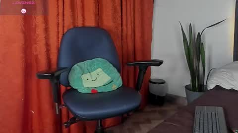 Cody Luke online show from November 14, 1:48 am