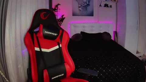 Snapshot of cokeyspeed69 chatting on January 25, 11:02 am Ur goddess Nikki online show from January 25, 11:02 am