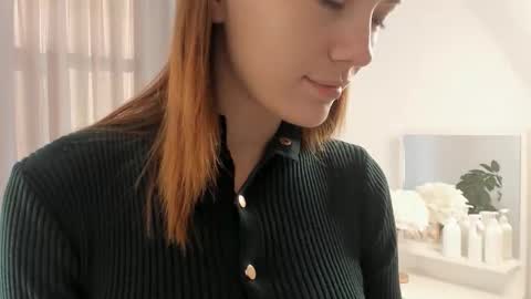 Snapshot of colbymcroberts chatting on September 10, 1:38 am Carry online show from September 10, 1:38 am