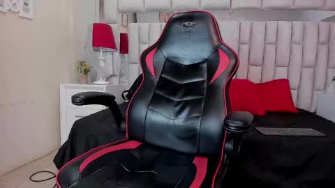 college_muscle_ass online show from October 1, 1:39 pm