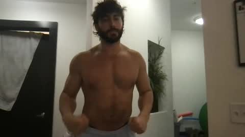 collegeboy3118 online show from February 26, 1:21 am