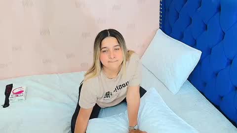  MEGAN  online show from January 24, 8:32 pm