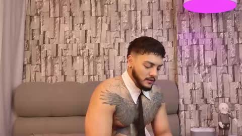 Snapshot of colton_mars chatting on September 30, 4:50 am Jhoan online show from September 30, 4:50 am