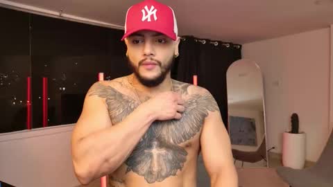 Snapshot of colton_mars chatting on October 21, 4:13 am Jhoan online show from October 21, 4:13 am