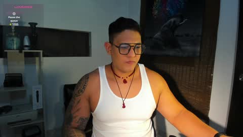 coltonmassif_ online show from January 10, 7:25 am