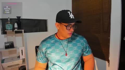 coltonmassif_ online show from January 12, 7:32 am