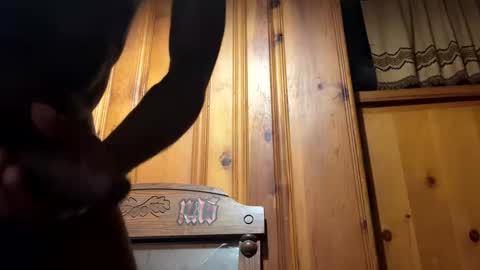 Snapshot of columbusohio614 chatting on January 9, 11:56 pm Heavyd614 online show from January 9, 11:56 pm