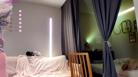 Audrey online show from December 14, 3:17 pm