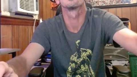 Nelson or ComicKing and sometime Peachy143 online show from October 18, 12:13 am