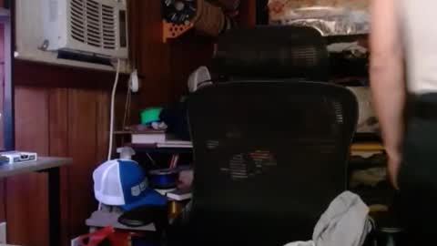 Nelson or ComicKing and sometime Peachy143 online show from December 1, 10:09 am