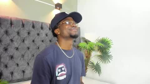 COMPTON online show from October 4, 4:10 am