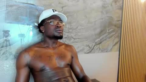 COMPTON online show from October 17, 5:54 am