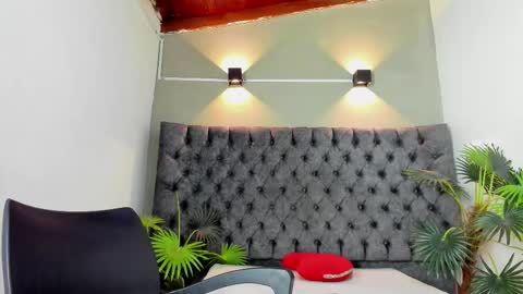 COMPTON online show from November 15, 3:48 am