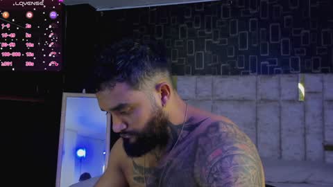 rusfegui online show from January 28, 1:18 am