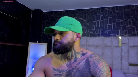 rusfegui online show from February 3, 1:09 am