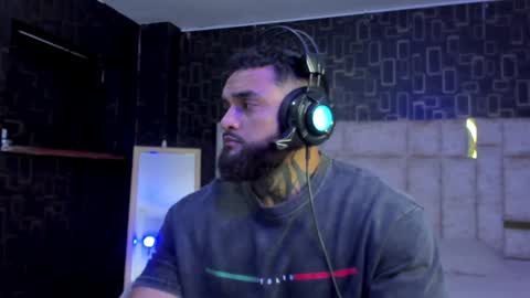 rusfegui online show from February 5, 3:13 am