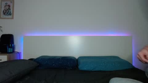 Conor and Chester online show from January 10, 6:28 pm