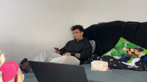 conor_taylor_ online show from September 15, 3:06 am