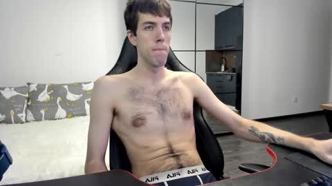 Snapshot of cookies_boys chatting on November 19, 6:24 am cookies_boys online show from November 19, 6:24 am