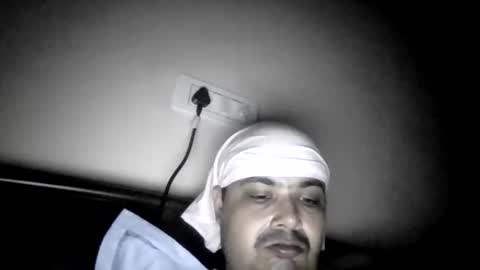 Cool Breeze09 online show from October 5, 12:20 am