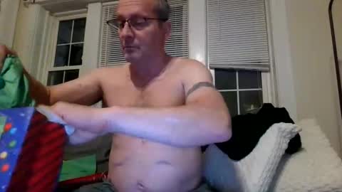 Snapshot of copacetic999 chatting on December 14, 12:10 pm copacetic999 online show from December 14, 12:10 pm