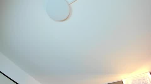 Snapshot of coral_rosse_ chatting on November 18, 1:04 pm C O R A L online show from November 18, 1:04 pm