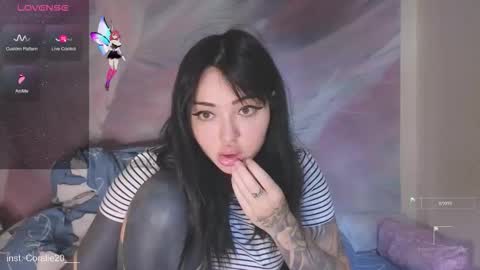 Snapshot of coralie20 chatting on October 16, 11:22 am coralie20 online show from October 16, 11:22 am