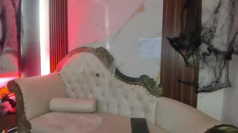 Coralie Bronson online show from October 30, 9:26 pm