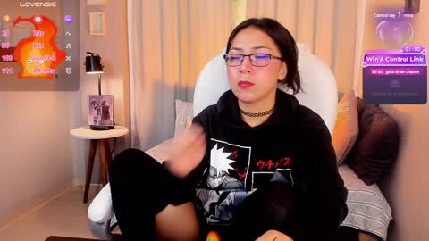 Coral Stefani online show from December 5, 9:39 am